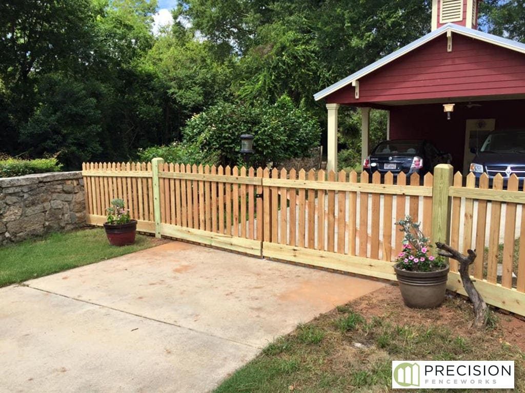 The Royston – Premium Rooftop Cedar Picket Fence
